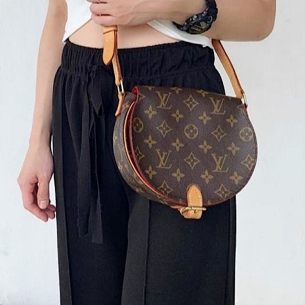 💎✨AUTHENTIC✨💎 Louis Vuitton Tambourin Monogram crossbody